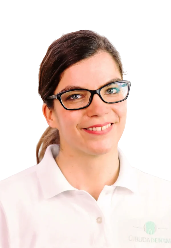 Dr. Czirkl Zsófia